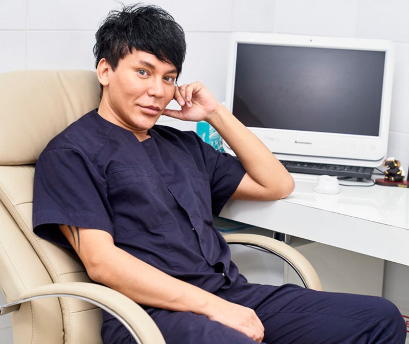 Александр Вдовин