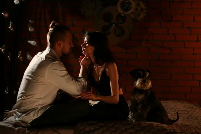 мужчина всегда восхищается любимой женщиной