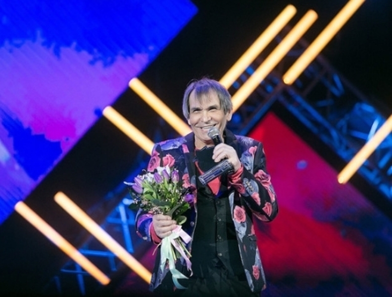 Бари Алибасов