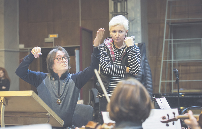 Совместный концерт «Ночных снайперов» и оркестра под управлением Юрия Башмета стал большим музыкальным событием