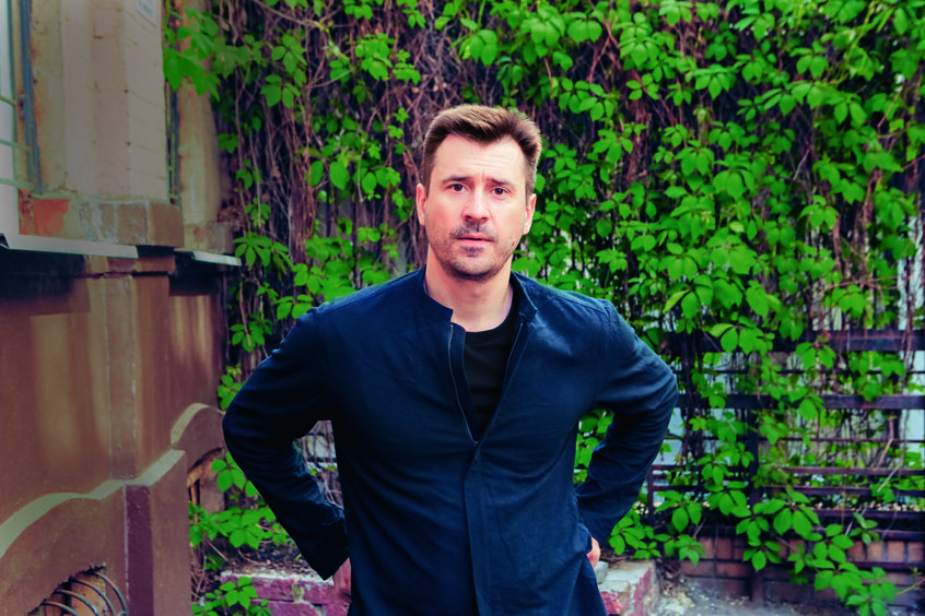 "Сейчас для меня главное в отношениях мужчины и женщины – уверенность друг в друге, спокойствие и возможность быть собой"