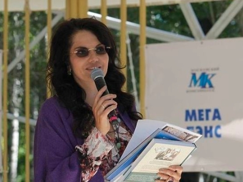 Бывшая девушка Макара Касаткина разгромила квартиру Марии Шукшиной есть