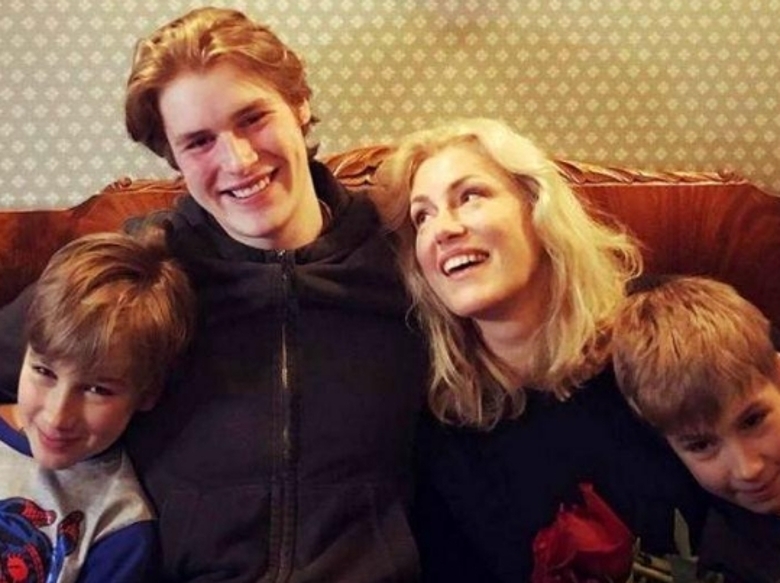 Мария Шукшина с сыном Макаром