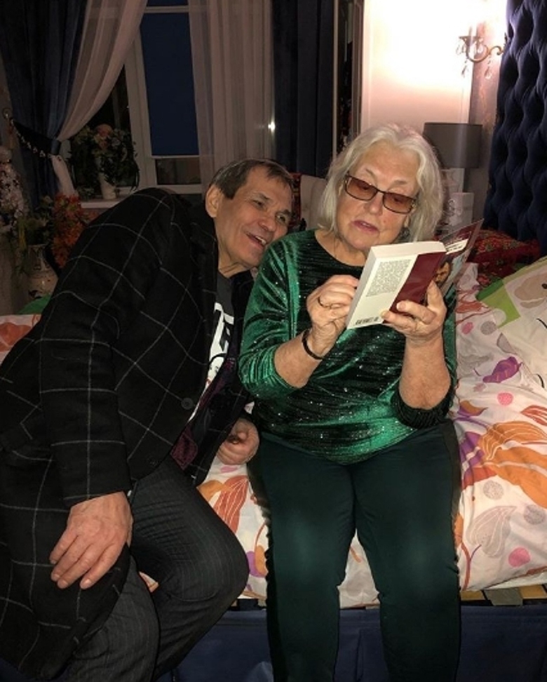 Бари АЛИБАСОВ С ЛИДИЕЙ ФЕДОСЕЕВОЙ-ШУКШИНОЙ