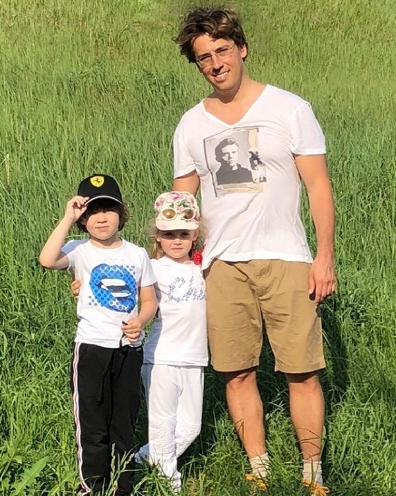 Максим, Гарри и Лиза Галкины