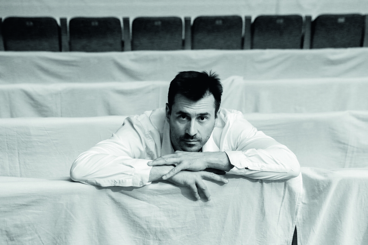 "У Кати великая способность слушать, редко, кто этим даром обладает. Мы очень много разговариваем. Я делюсь всем, что на душе накипело"