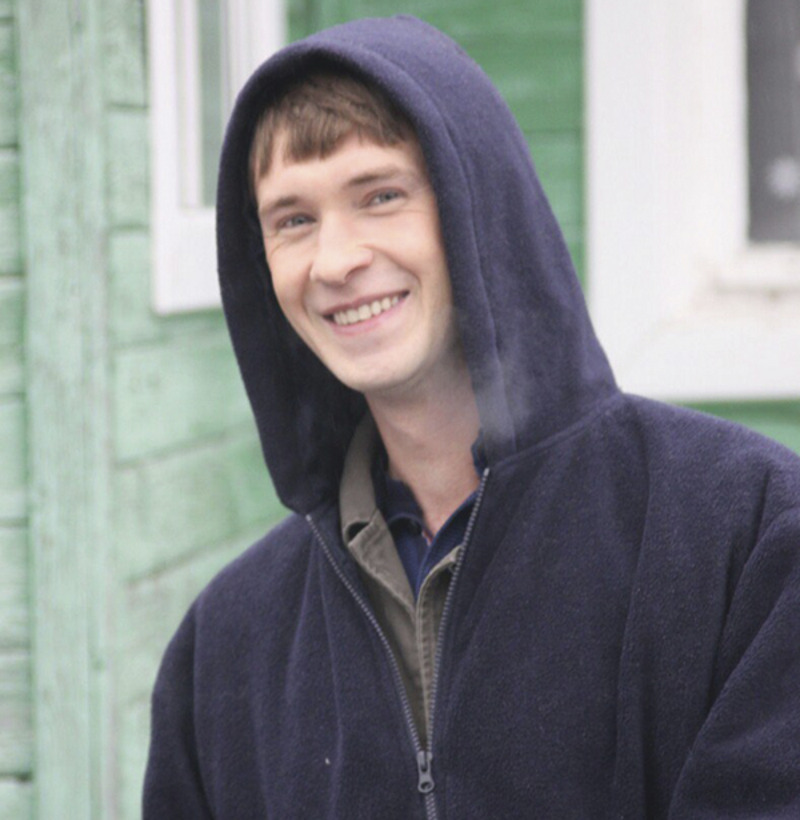 Андрею Назимову досталась роль участкового, который вынужден мириться с желанием главной героини расследовать преступления