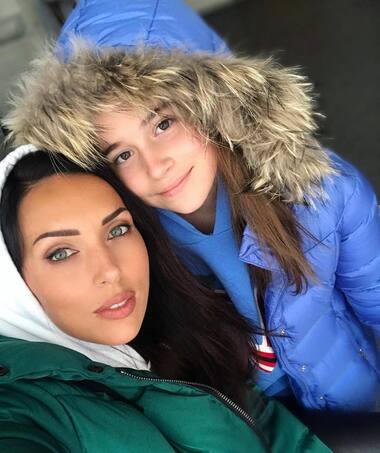 Алсу с дочкой