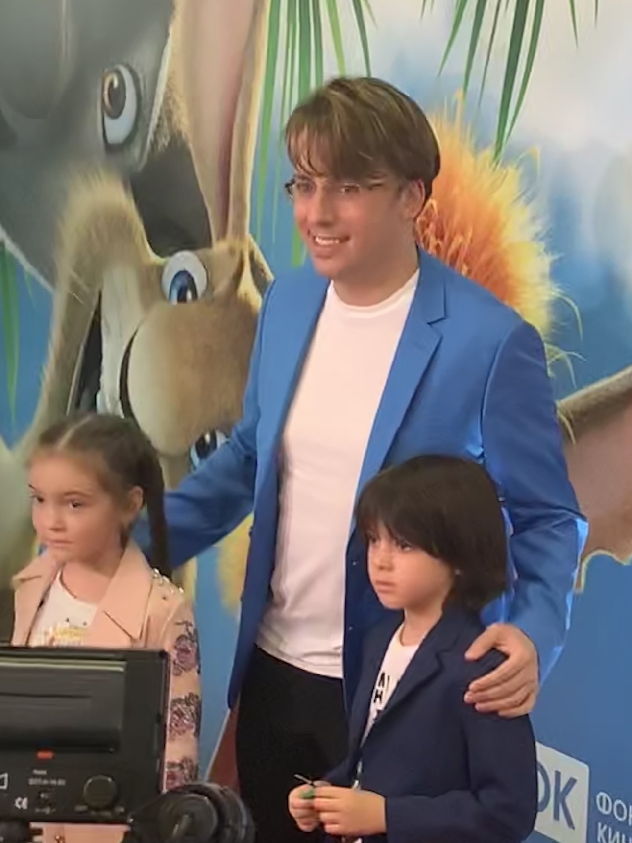 Максим Галкин готов быть «усатым нянем» для детей друзей