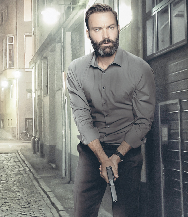 Мэттью Ле Невез сыграл во втором сезоне сериала бывшего «морского котика» Кэла Айзека