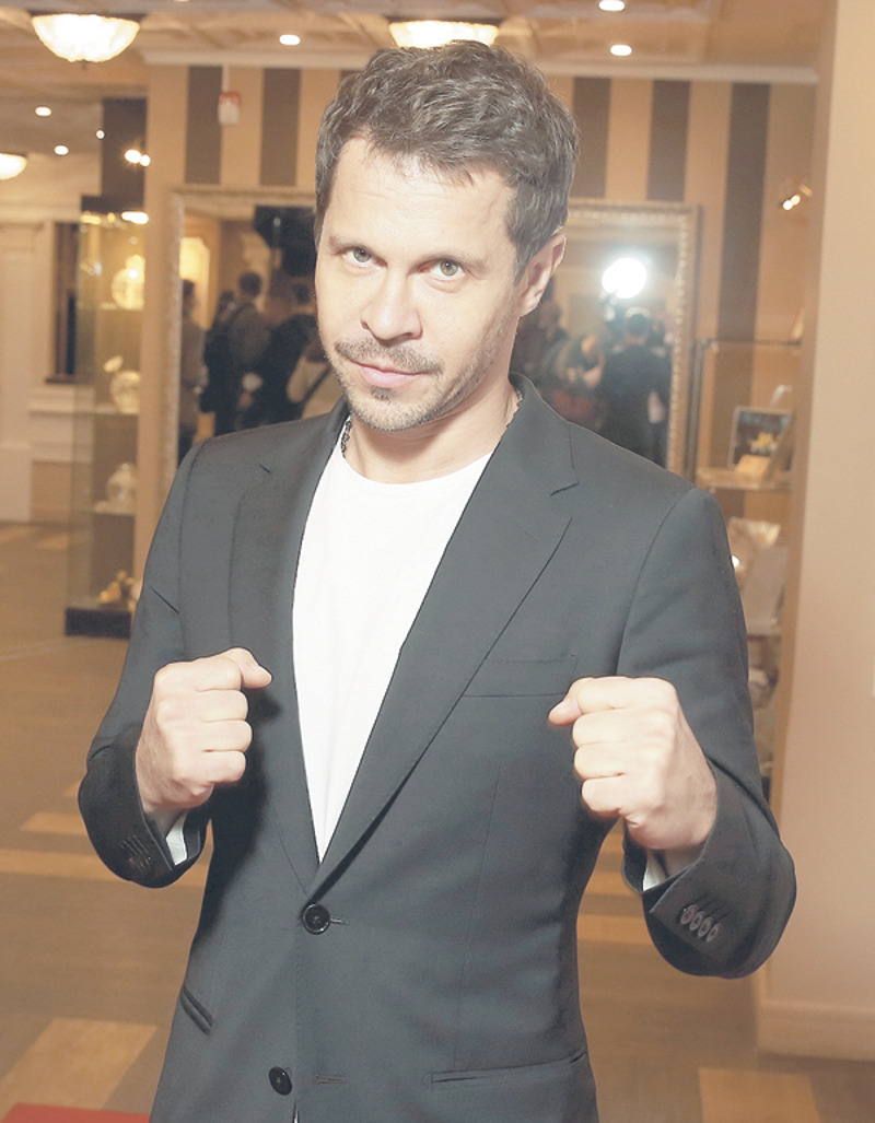 Павел Деревянко