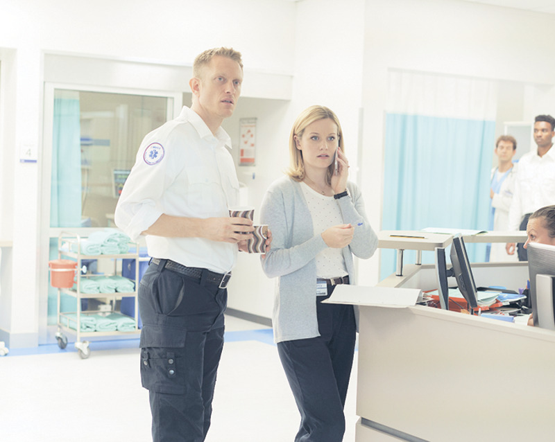 Съемки сериала проходили в общей сложности в десяти локациях. Актерам пришлось играть не только в уютных павильонах. Целых три месяца съемочная группа провела в Болгарии, где работала в настоящих катакомбах