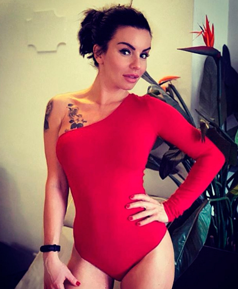 К тому времени, как Лена Катина стала мамой, у Юли Волковой было уже двое детей