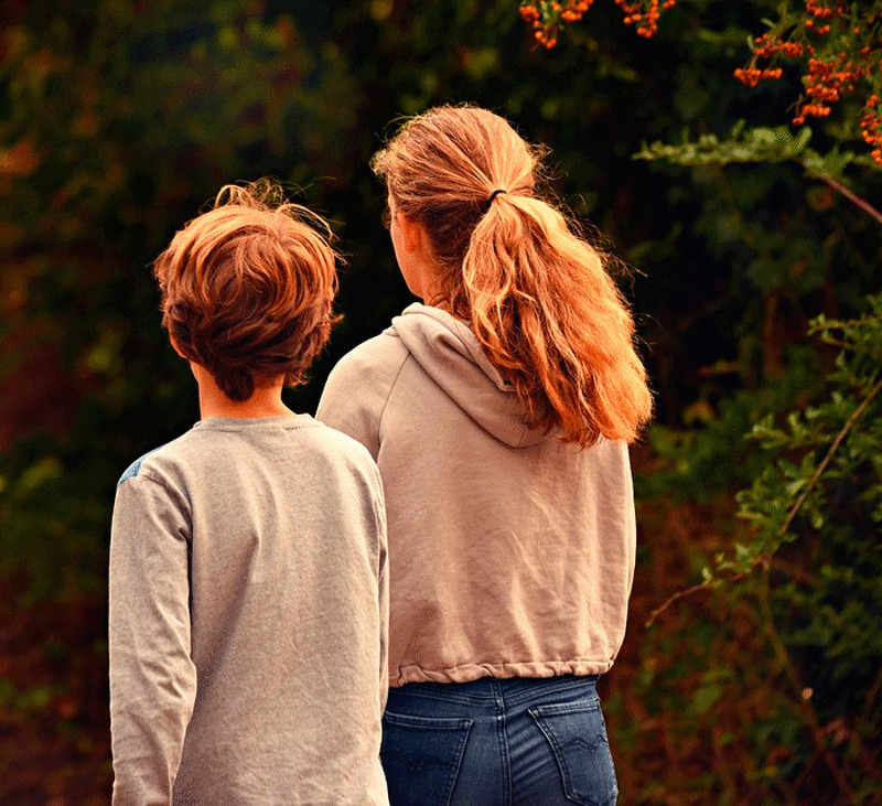 окружите ребенка материнским теплом