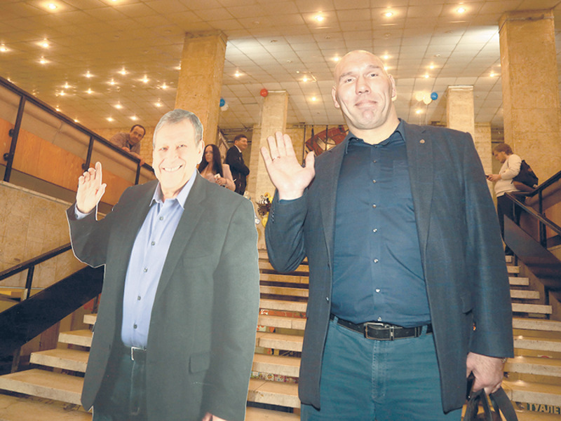 Николай Валуев