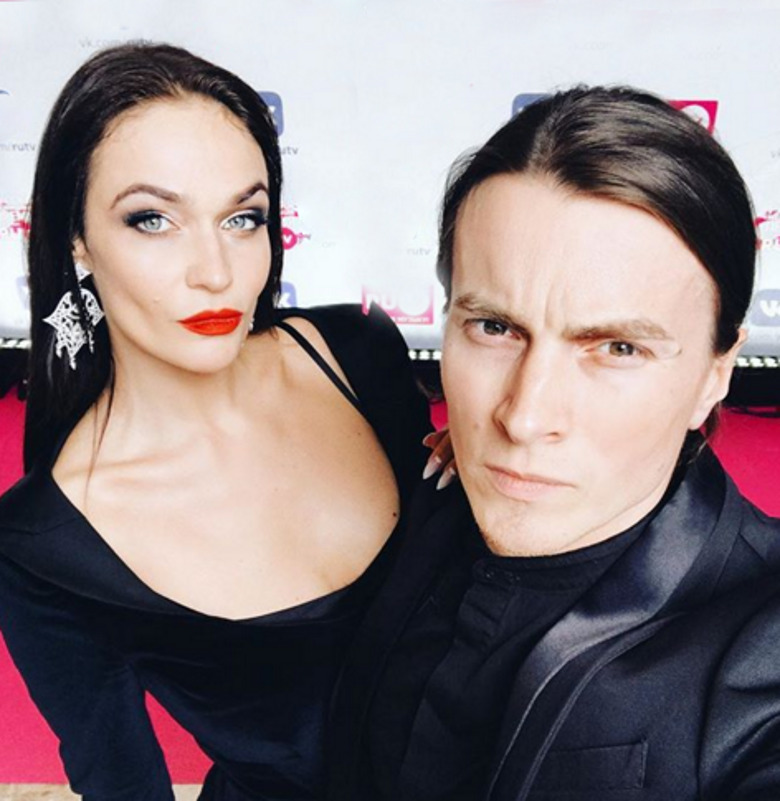 Алена Водонаева и Алексей Косинус