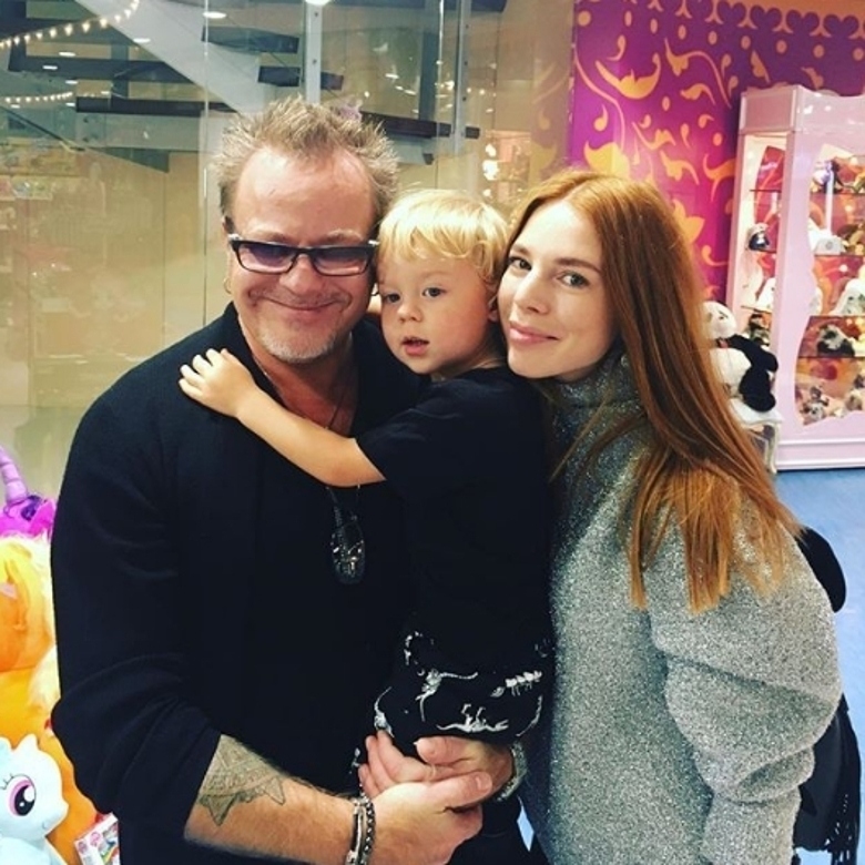 Владимир Пресняков и Наталья Подольская с сыном