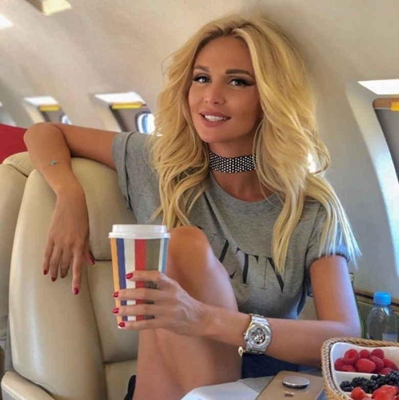 Виктория Лопырева