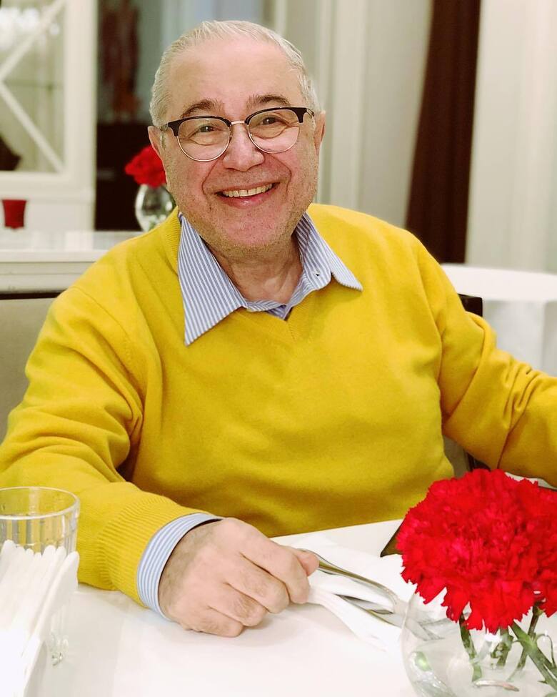 Евгений Петросян