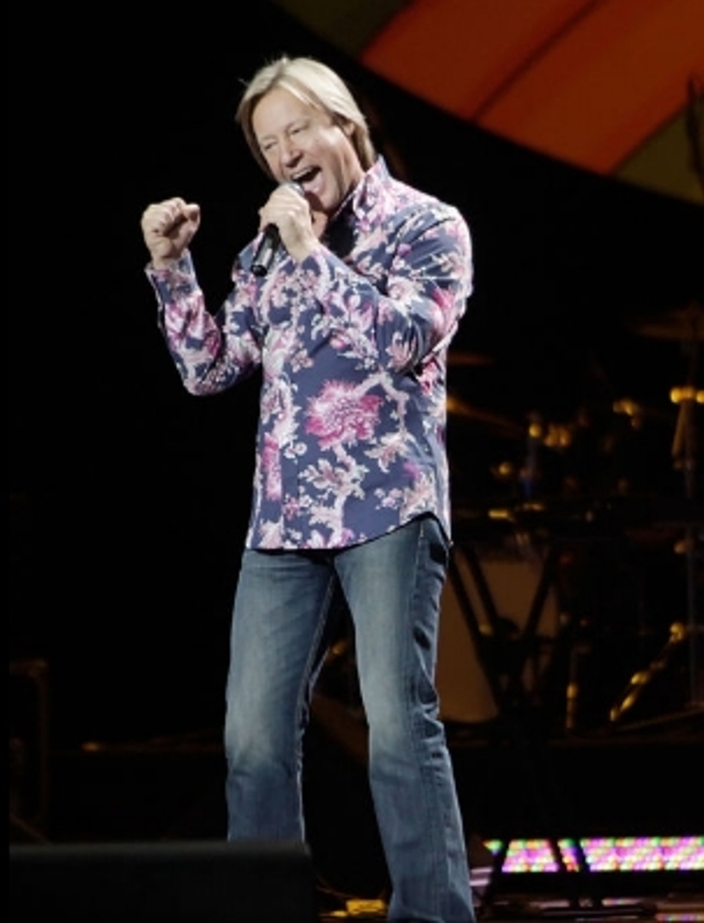 Дмитрий Харатьян