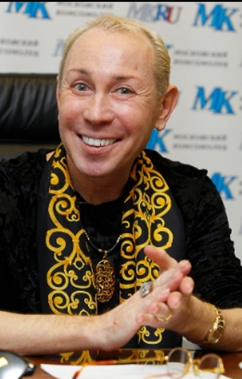 Александр Песков