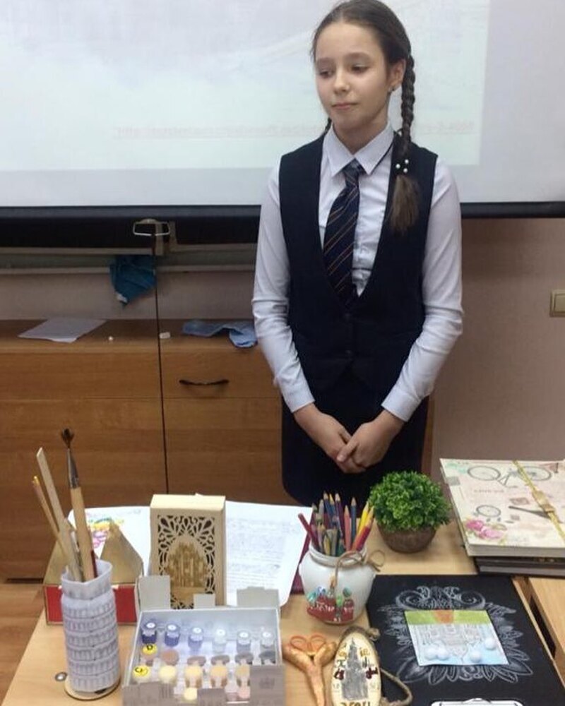 Дочь Началовой Вера прекрасно справляется со сложными науками