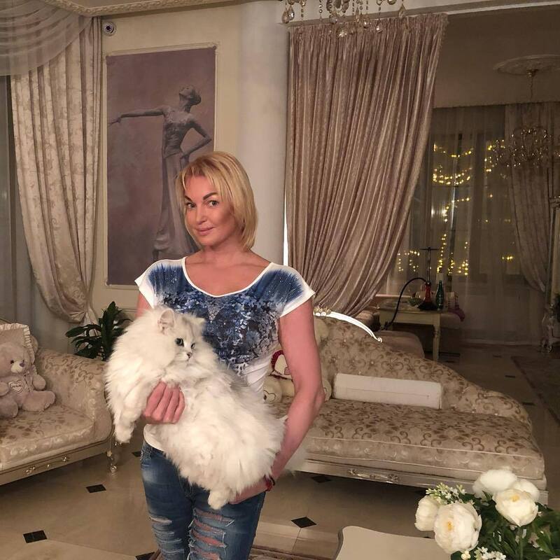 Стрижка делает облик моложе