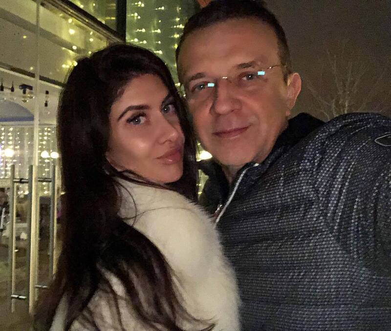 Роман Жуков с подругой Ольгой