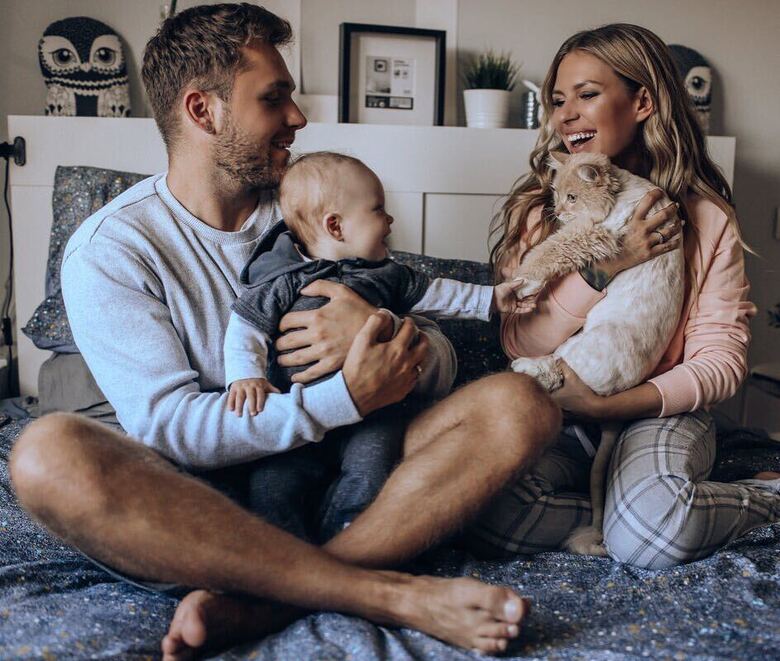 Влад Соколовский, Рита Дакота и Мия