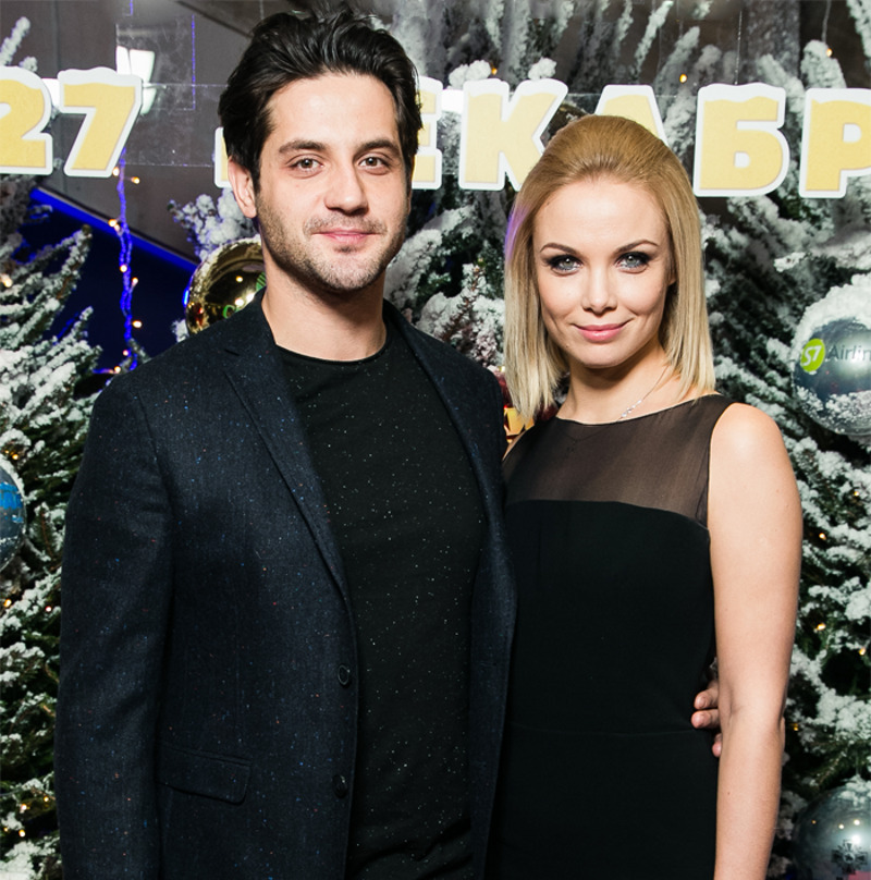 Татьяна Арнтгольц сейчас встречается с коллегой Марком Богатыревым