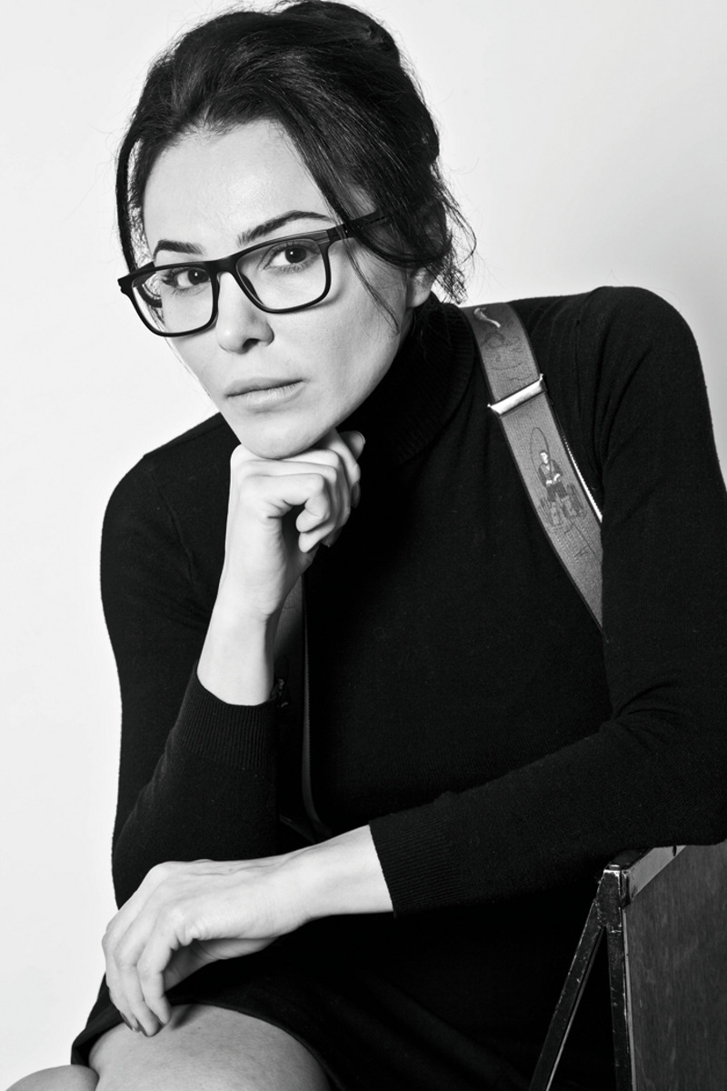 "у нас с бывшим мужем прекрасные отношения. И мы благодарны друг другу за все, за нашу дочь. Раньше я вообще думала, что не выйду замуж, ошибалась"