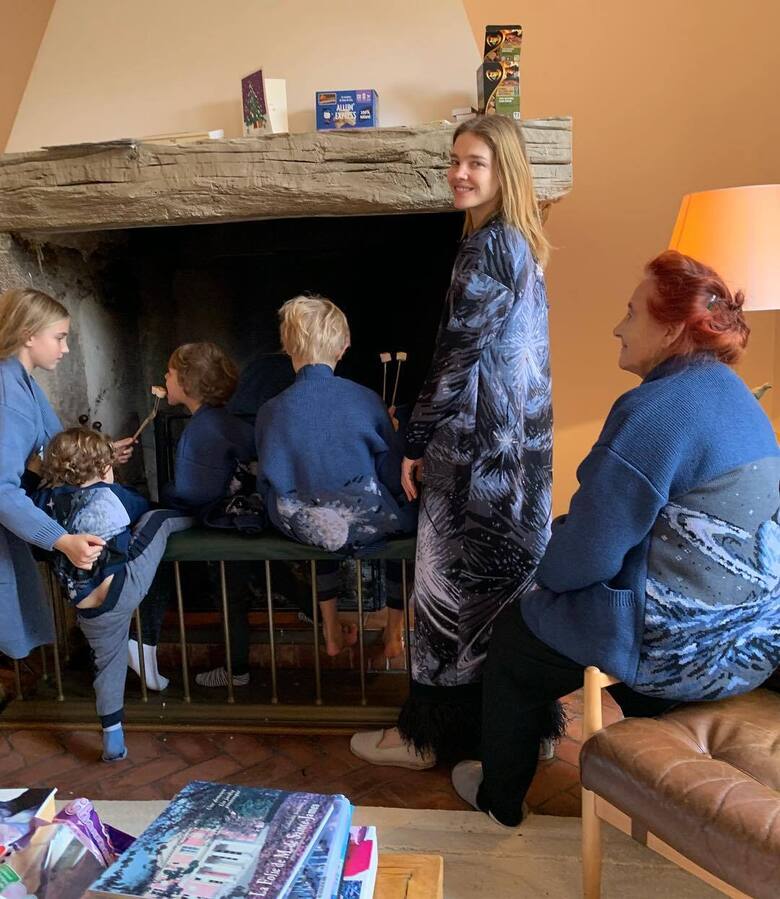 Наталья Водянова в кругу семьи