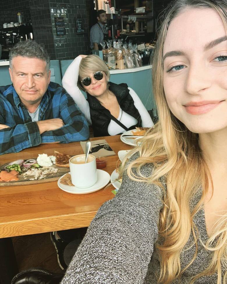 Фото семейного завтрака Агутина вызвало зависть хейтеров