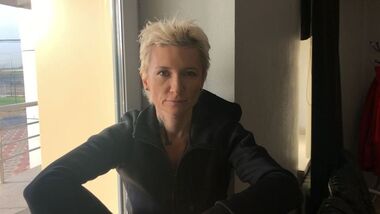 Диана Арбенина восстанавливается на природе