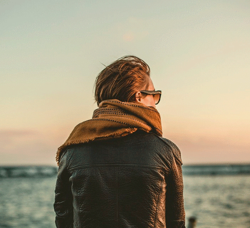 Разбавьте комплект шарфом