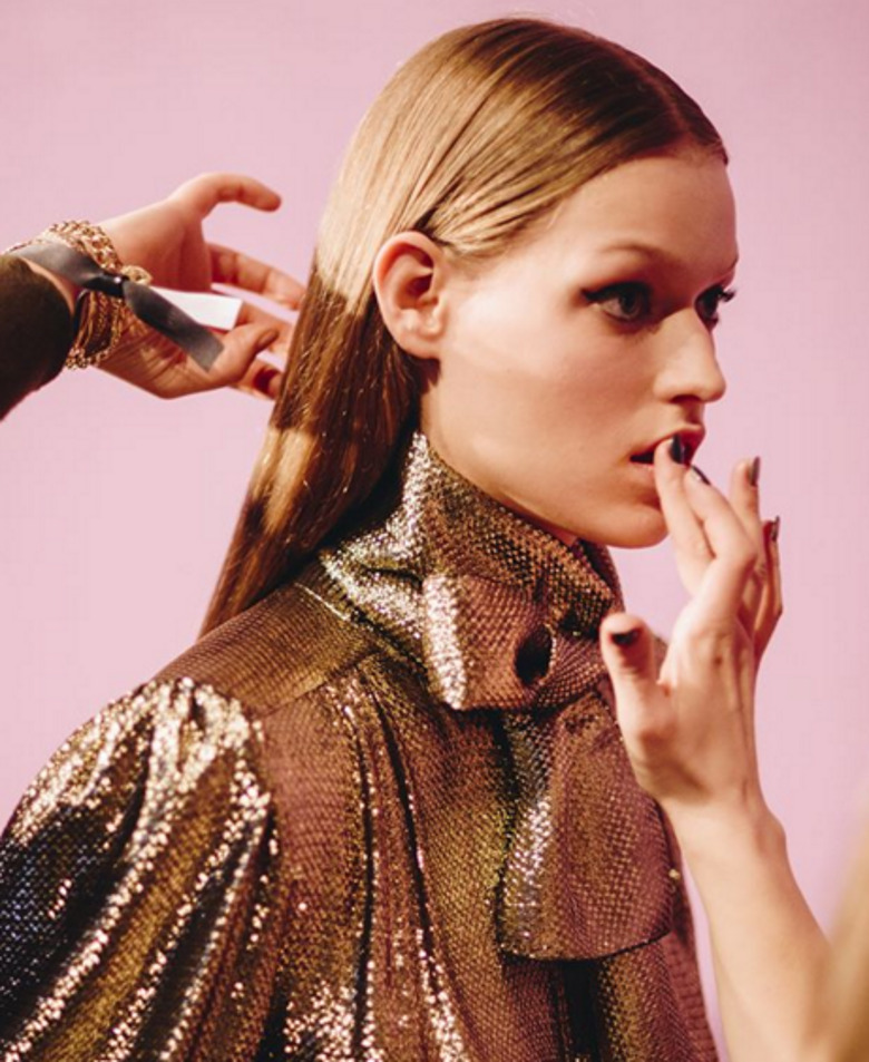 Выбирай образ для новогодней ночи