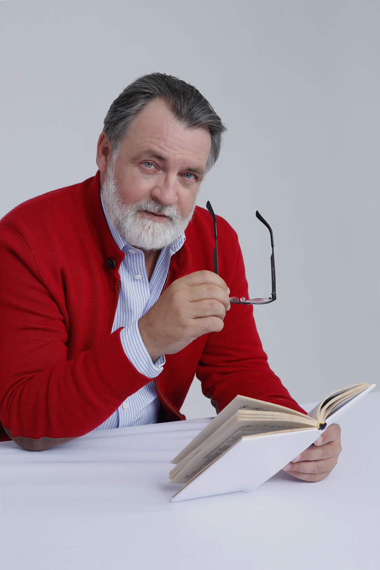 Александр Литвин