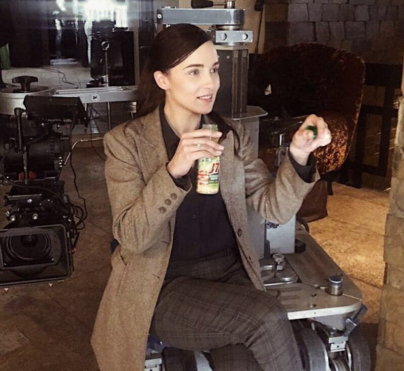 Снаткиной даже позавтракать некогда