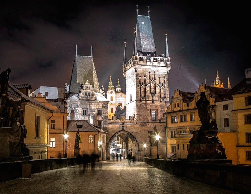 Город сам по себе сказочный