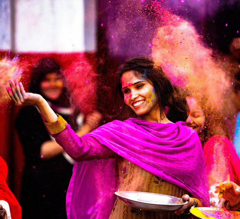 По теории аюрведы, в человеке сочетается три компонента