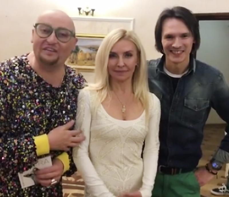 Поклонники удивляются тому, что за эти годы Сташевский почти не изменился внешне