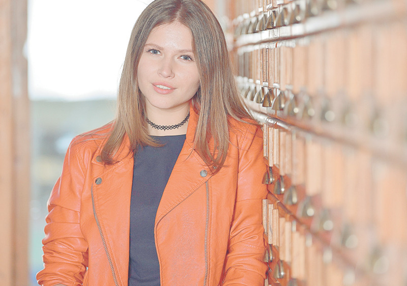 "Мне очень комфортно с мужем, просто потому, что он мудрый и дико романтичный человек"