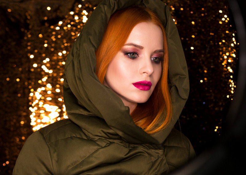 Капюшон защитит от холода, но не испортит прическу