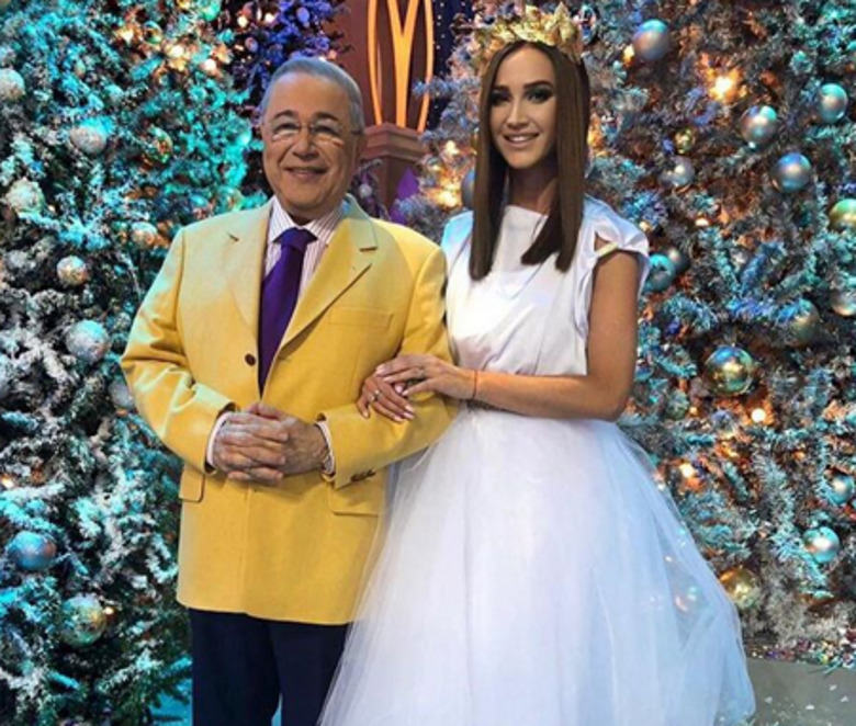 Новогодний огонек обещает сюрпризы