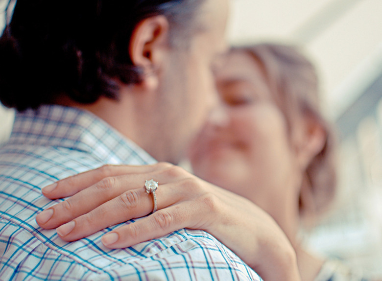 Почему женщины изменяют?