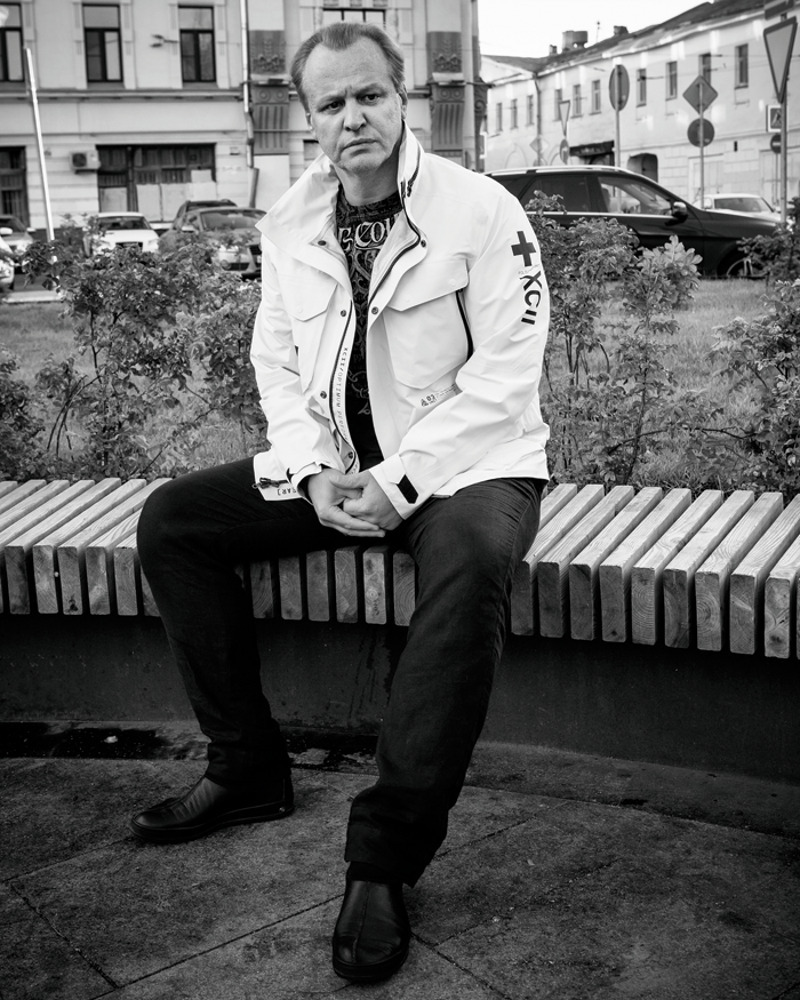 "Когда оба неистово любят, это заканчивается катастрофой. Поэтому неистовство было с моей стороны, а Лена все это просто впитывала как губка"