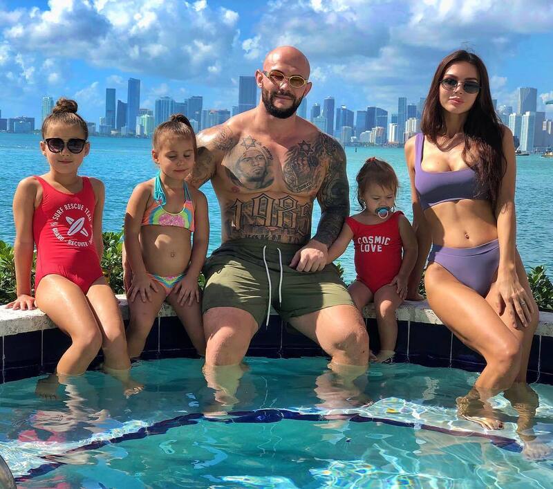 Джиган боготворит свое "женское царство"