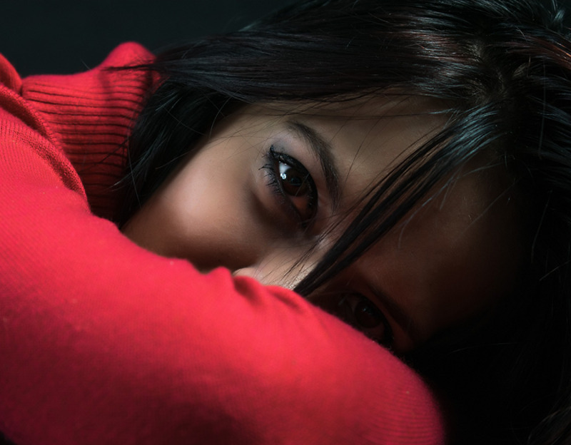 Главное преимущество безоперационной блефаропластики - низкая травматичность