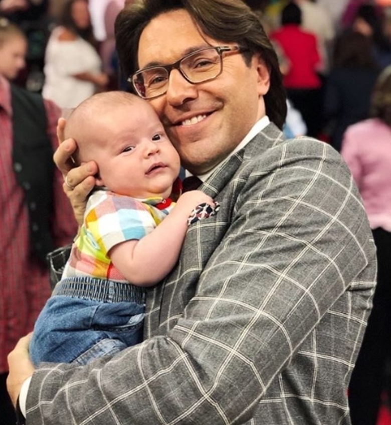 Андрей Малахов в студии “Прямого эфира”