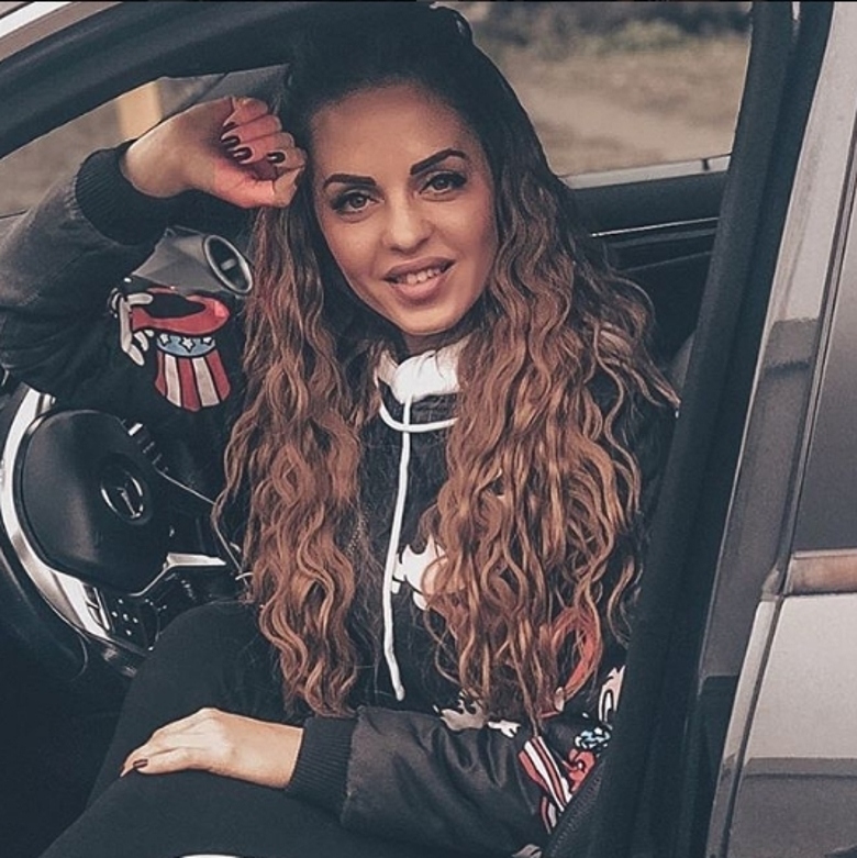 Юлия Ефременкова